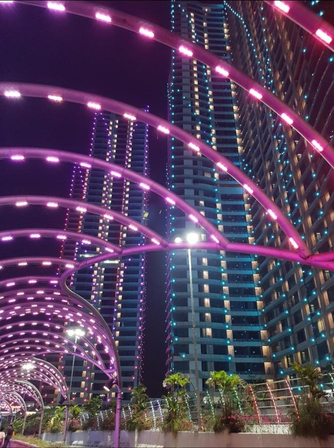 Panoramic View Grand Kamala Lagoon Bekasi Ngoại thất bức ảnh